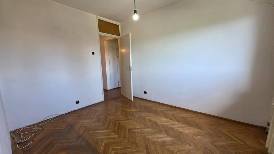 Apartament cu 3 camere 2 bai 2 balcoane si pivnita de vanzare in Strand - 14