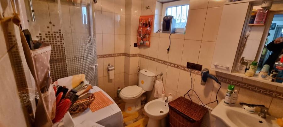 Casă individuală cu 4 camere cu Teren 1400 Mp în Cervicești