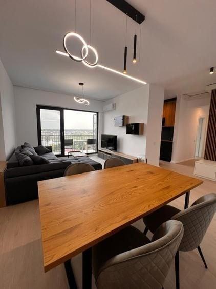 Apartament cu 2 camere decomandat, mobilat în Sisești