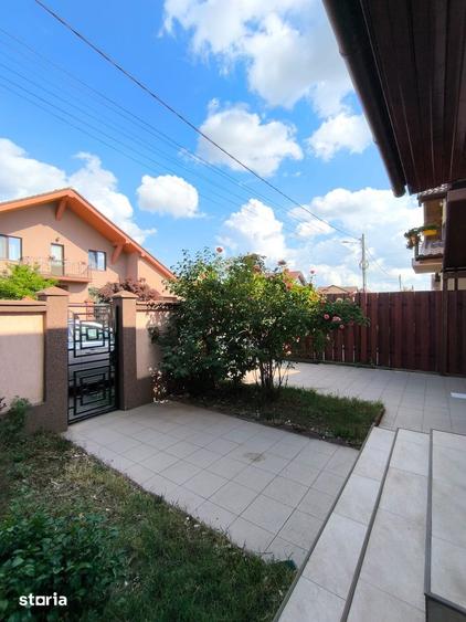 Casă cu 4 camere cu Teren 252 Mp în Sântandrei