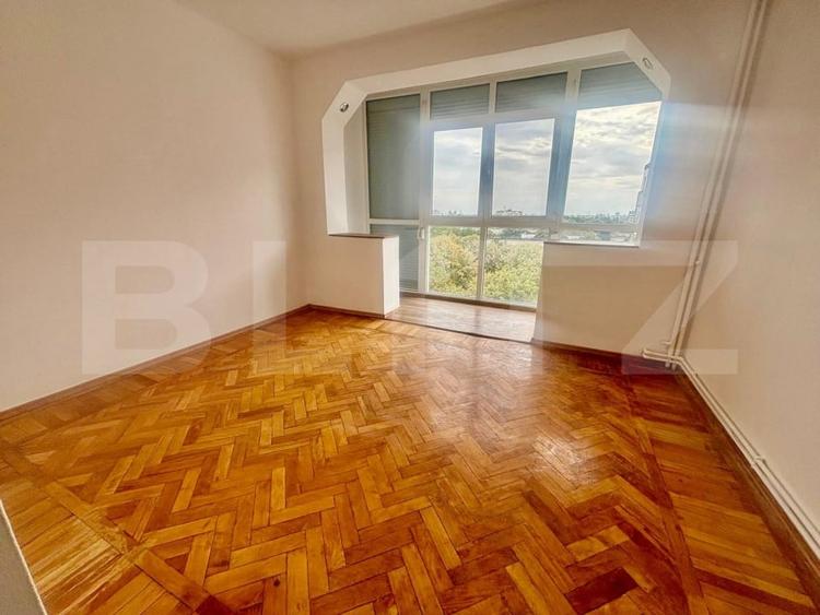 Apartament de vanzare, cu 3 camere, 63 mp, zona Cameliei - 1