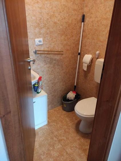 Apartament cu 3 camere nedecomandat în Central