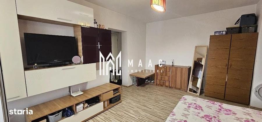 Apartament cu 3 camere semidecomandat în Trei Stejari