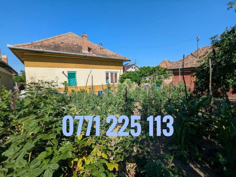 Casă cu 4 camere în Exterior Vest