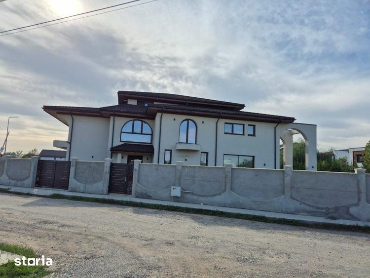 Casă cu Teren 1000 Mp în Mogoșoaia