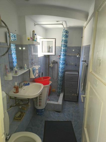 Apartament cu 4 camere nedecomandat în Foișorul de Foc