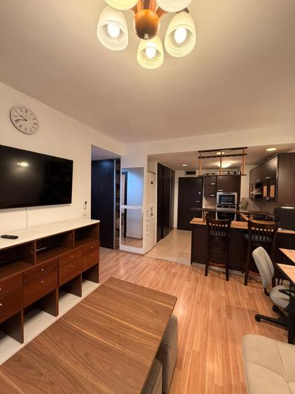 Apartament cu 2 camere semidecomandat în Colentina