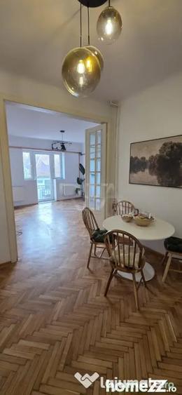 Apartament cu 3 camere decomandat în Știrbei Vodă