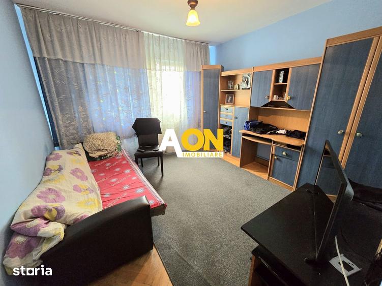Apartament cu 3 camere decomandat în Central