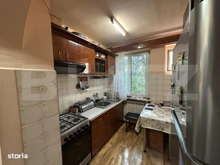 Apartament cu 3 camere decomandat în Botiz