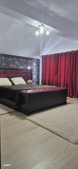 Casă cu 4 camere în Piatra