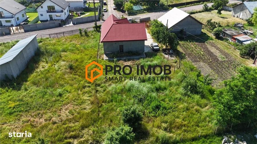 Casă cu 4 camere decomandat cu Teren 995 Mp în Spătaru