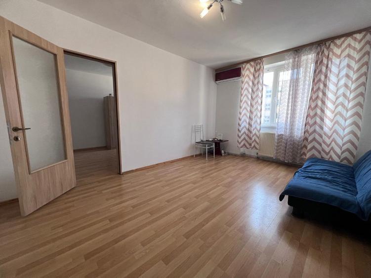 Apartament cu 2 camere semidecomandat în Ultracentral