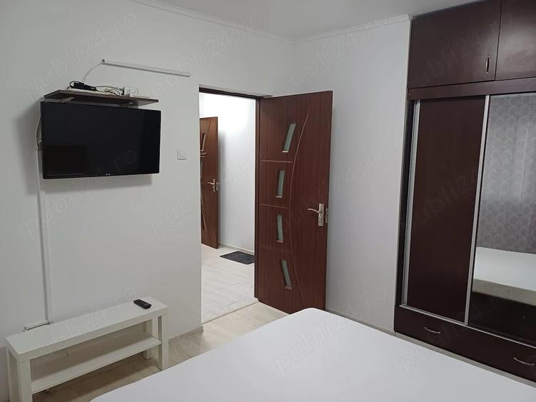 Apartament cu 2 camere decomandat în Berceni