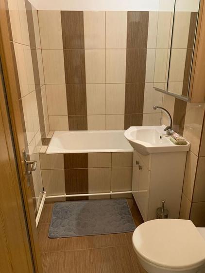 Apartament cu 2 camere semidecomandat în Groapa