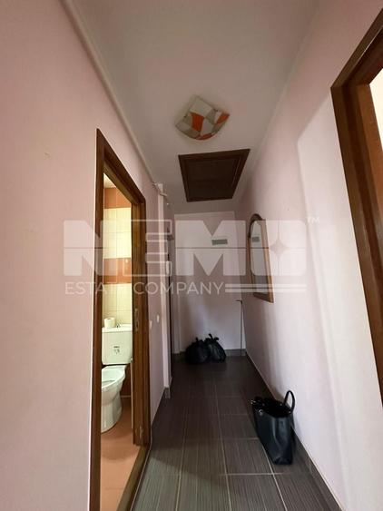 Apartament cu 3 camere decomandat în Nord-Est