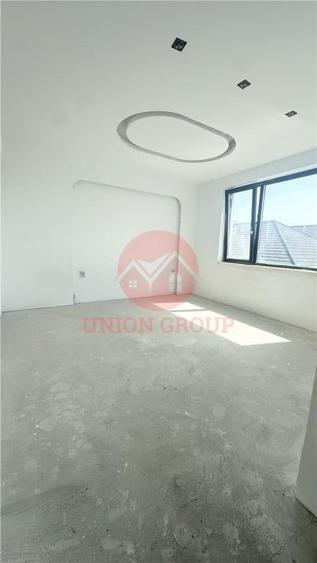 Casă cu 5 camere cu Teren 400 Mp în Nord