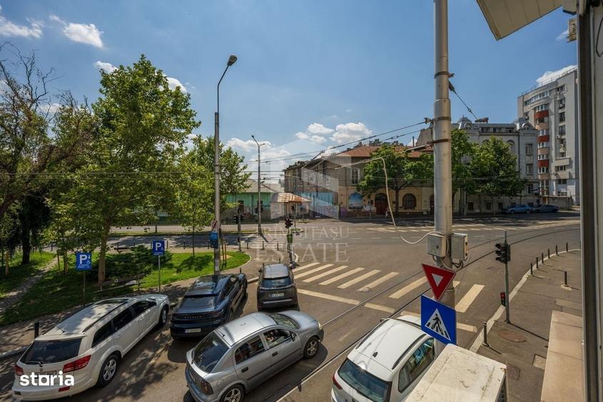 Apartament cu 4 camere în Cișmigiu