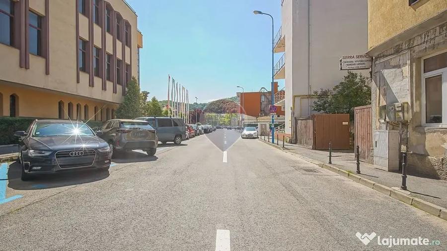 Spațiu comercial, de 255 mp, în Central