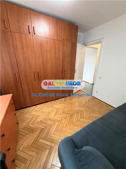 Apartament cu 3 camere semidecomandat, mobilat în Obor