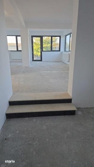Casă cu 3 camere cu Teren 800 Mp în Bănești