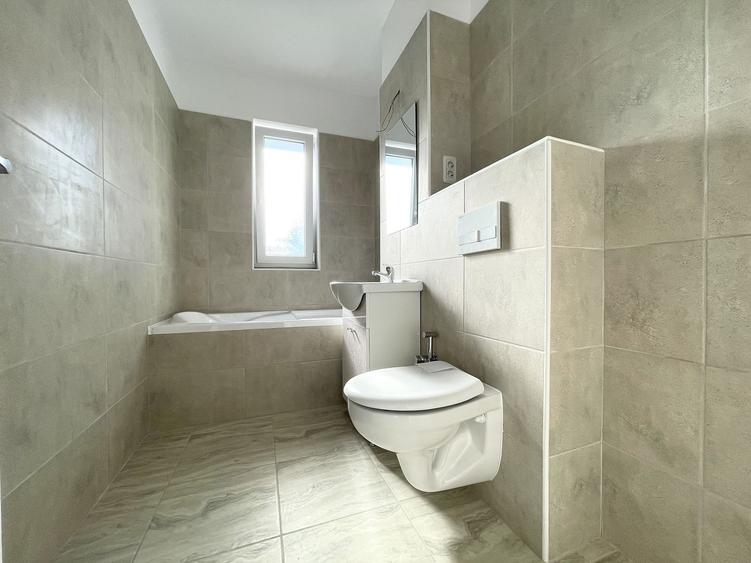 Apartament cu 2 camere decomandat în Sânpetru