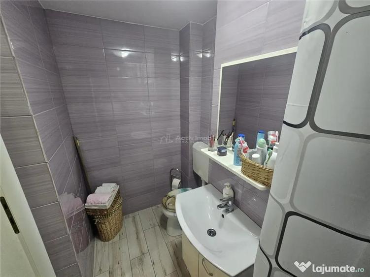 Apartament cu 2 camere decomandat în Calea Caransebeșului