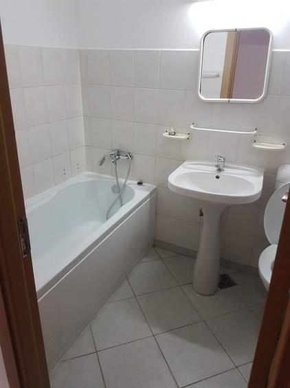 Garsonieră decomandată în Valea Oltului