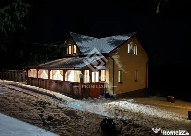Casă cu 3 camere cu Canalizare în Poiana Stampei