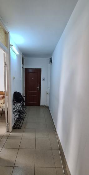 Apartament cu 2 camere decomandat, mobilat în Zorilor