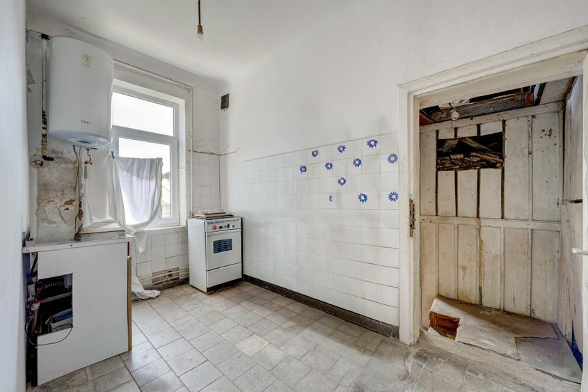 Apartament cu 3 camere semidecomandat în Pache Protopopescu