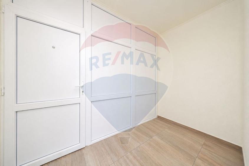Apartament cu 4 camere de vânzare în zona Centrul Civic - 14