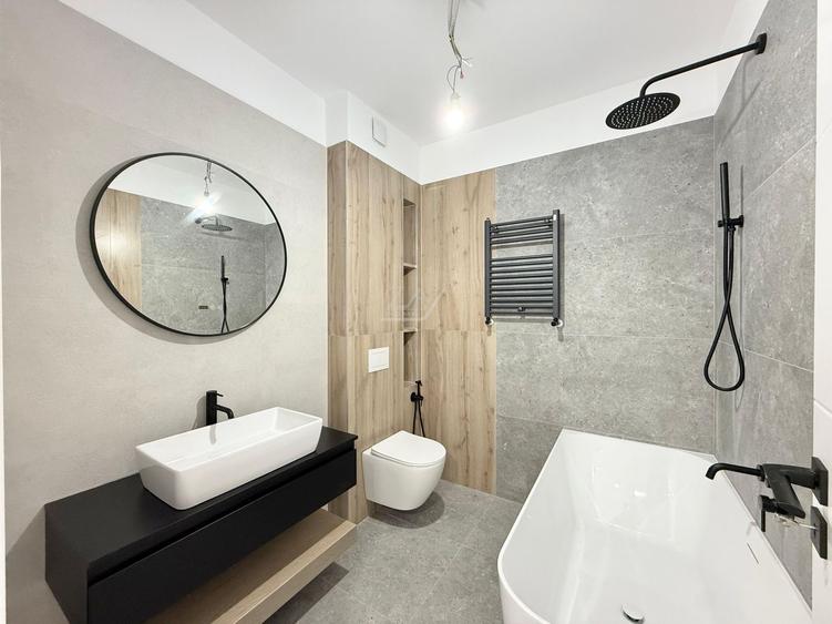 Duplex cu 4 camere cu Canalizare în Moșnița Nouă