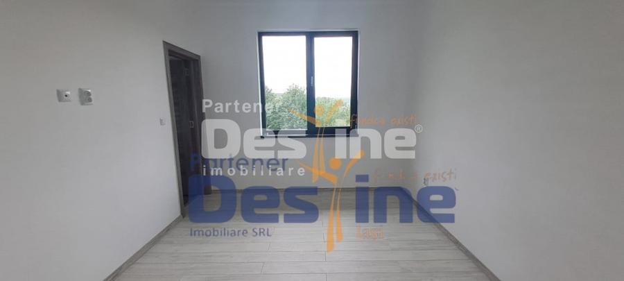 Casă individuală cu 4 camere cu Teren 440 Mp în Valea Adâncă