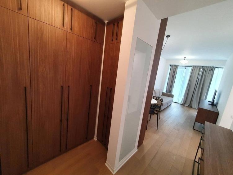 Apartament cu 2 camere semidecomandat, mobilat în Floreasca