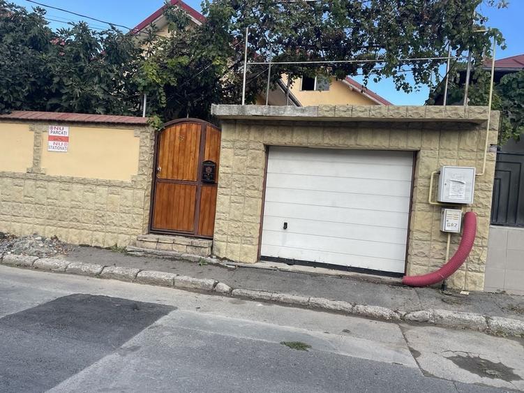 Casă cu 4 camere în E3