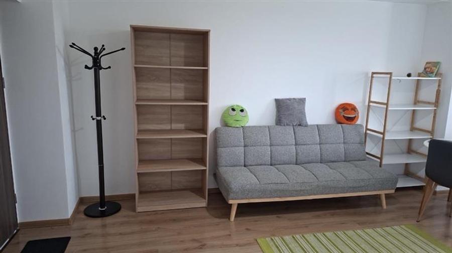 Apartament cu 2 camere decomandat, mobilat în Aeroport