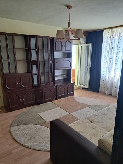 Apartament cu 2 camere în Drumul Carului
