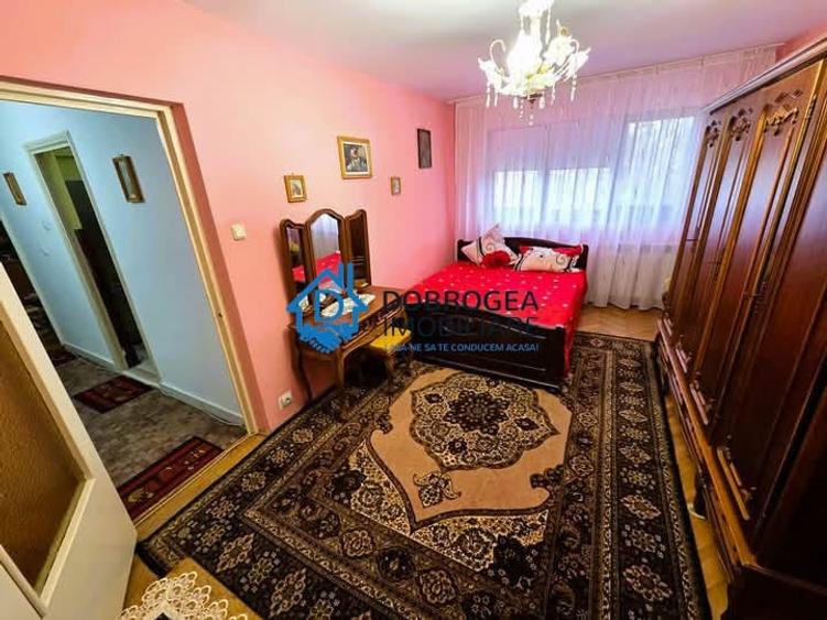 Apartament cu 2 camere decomandat, mobilat în E3