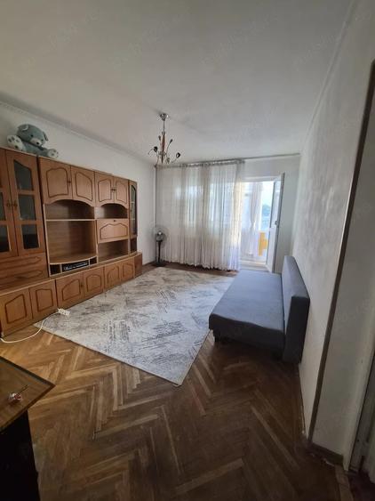 Apartament cu 2 camere decomandat în Mazepa 1