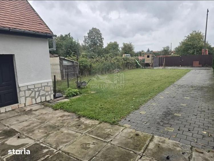 Casă cu 6 camere cu Teren 649 Mp în Piața Cluj