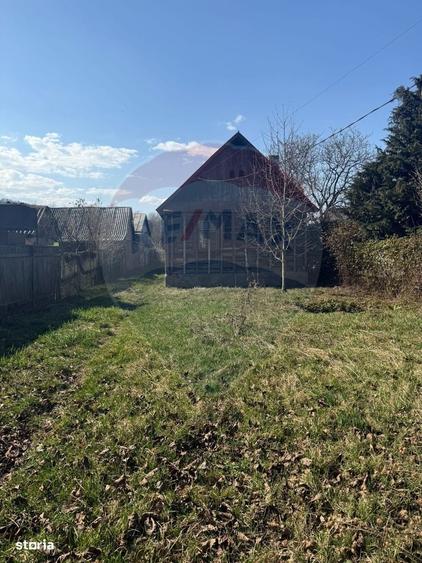 Casă cu 3 camere în Valea Cufundoasă