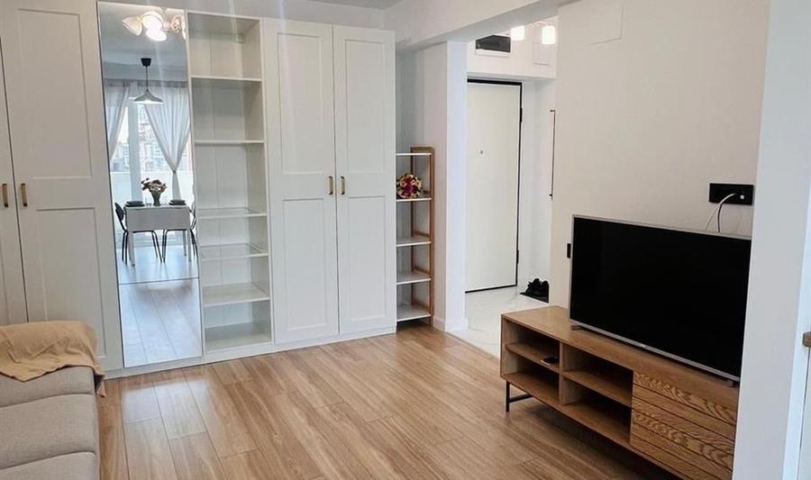 Apartament cu 2 camere decomandat în Theodor Pallady