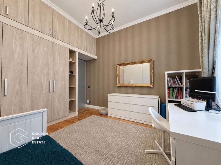 Apartament cu 3 camere decomandat, mobilat în Ultracentral
