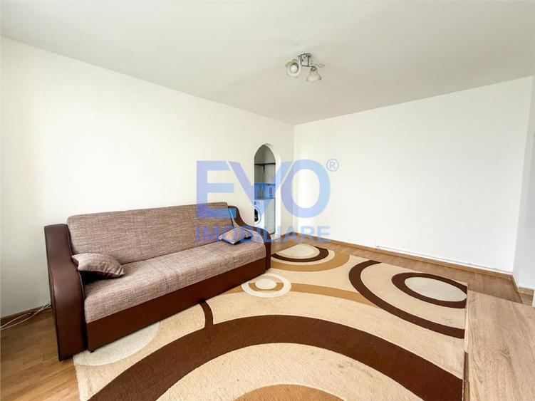 Apartament cu 2 camere semidecomandat în Zimbru