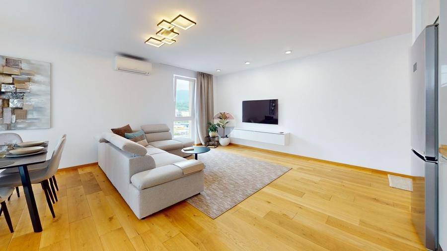 Apartament cu 2 camere decomandat, mobilat în Astra