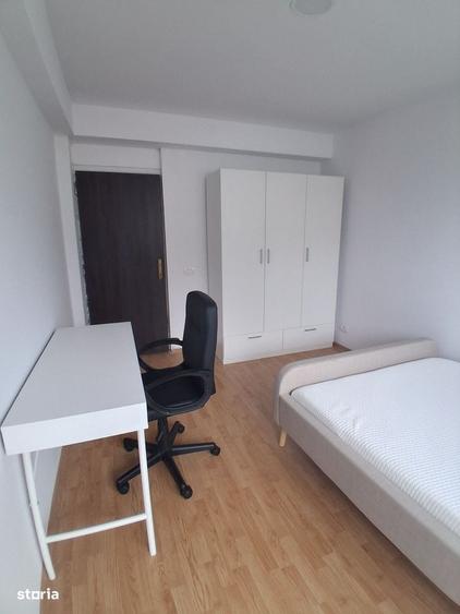 Casă cu 4 camere în Băneasa