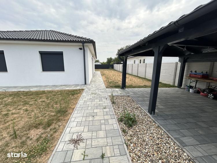 Casă cu 3 camere în Central