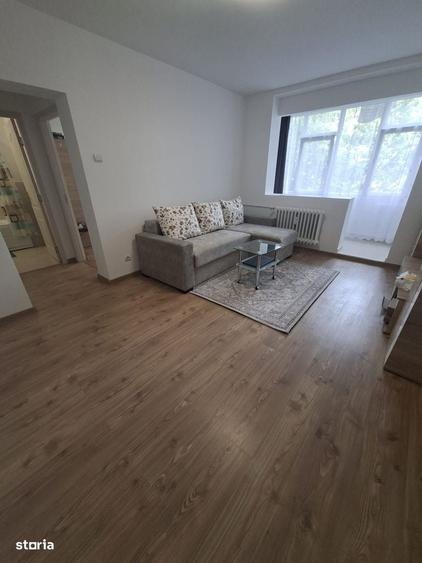 Apartament cu 2 camere în Tudor Vladimirescu