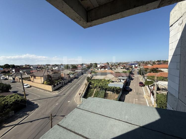 Apartament cu 3 camere decomandat în Tomis Plus